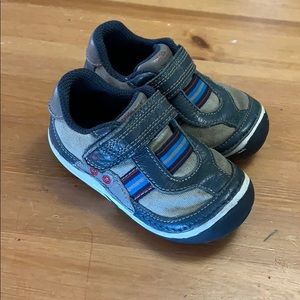 Stride Rite size 5.5